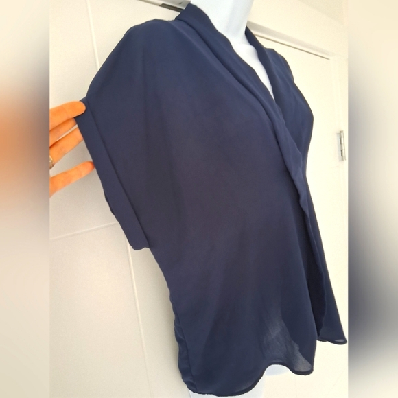 Zara Basic/ Blue Blouse with Dolman Sleeves/ Floral Applique/ Size US L - Picture 3 of 9